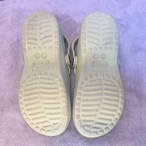 Crocs Girl's Celery Classic Mary Jane - Picture 5 of 8